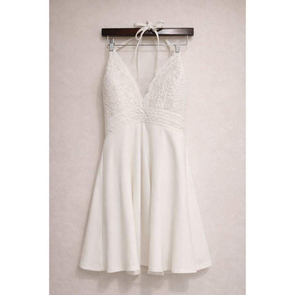 Speechless Women’s Lace Halter Mini Dress Formal Bridal Prom White Size Large - Picture 2 of 5